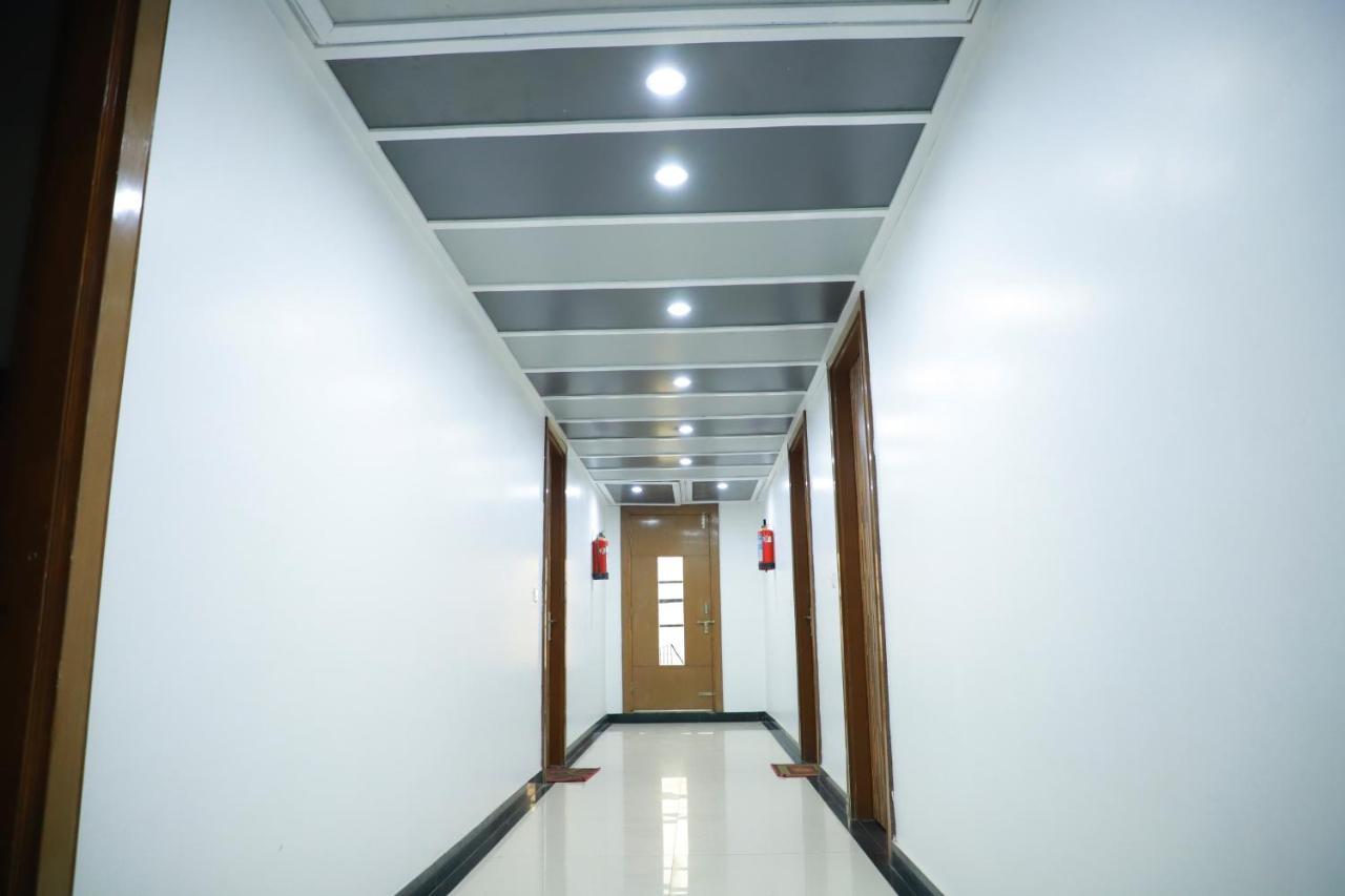 Hotel Parth Inn Ghaziabad Zewnętrze zdjęcie