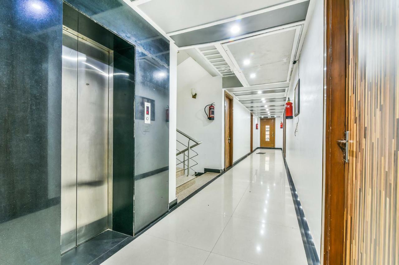 Hotel Parth Inn Ghaziabad Zewnętrze zdjęcie