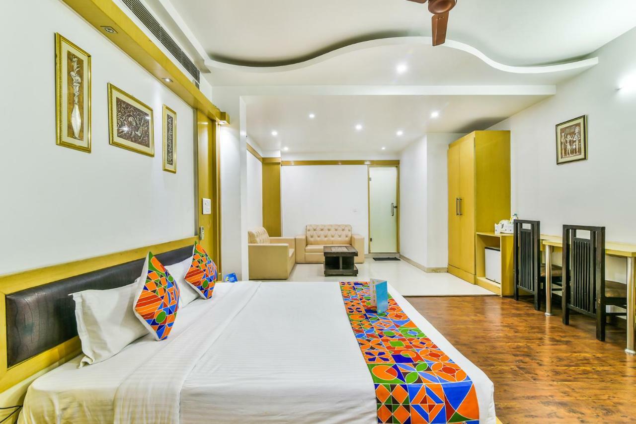 Hotel Parth Inn Ghaziabad Zewnętrze zdjęcie